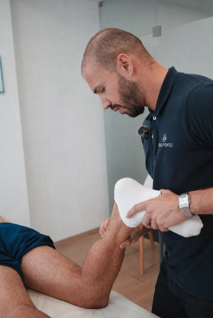 Sessão de fisioterapia na Fisio.ponto